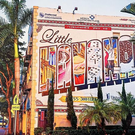 Voyage A Little Havana Бугене Экстерьер фото